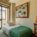 Lazaro 2 Bedroom