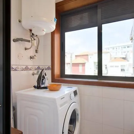 Lazaro 2 Bedroom Porto