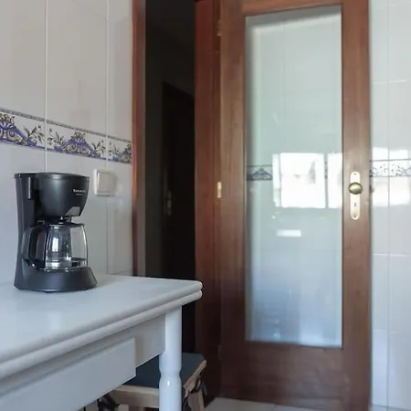 Lázaro 2 Bedroom Oporto