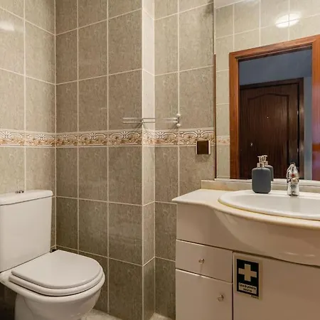 Lazaro 2 Bedroom Oporto